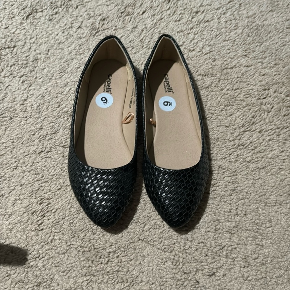 Capelli pointed black ballet flats